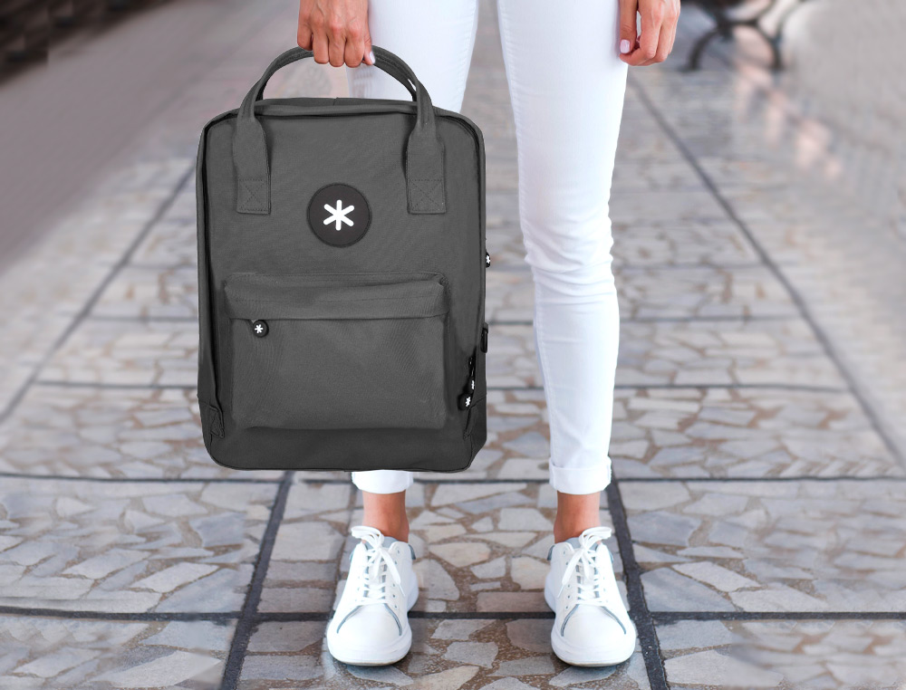 MOCHILA 2 ASAS E BOLSOS EXTERIORES PRETO 300X115X390 MM